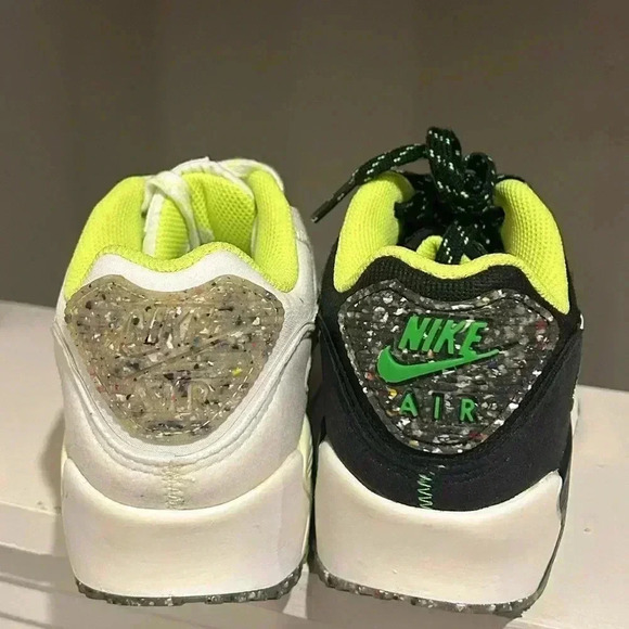 Big Kids' Nike DH1989-001 Air Max 90 Exeter Edition Size 6Y - Picture 7 of 10